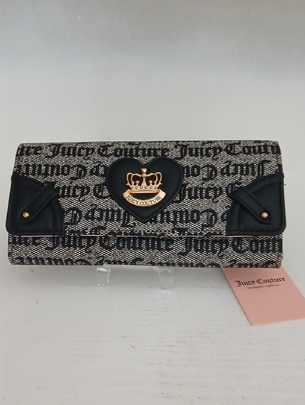 Juicy Couture Black & Ivory Logo Heart Crest Continental Wallet